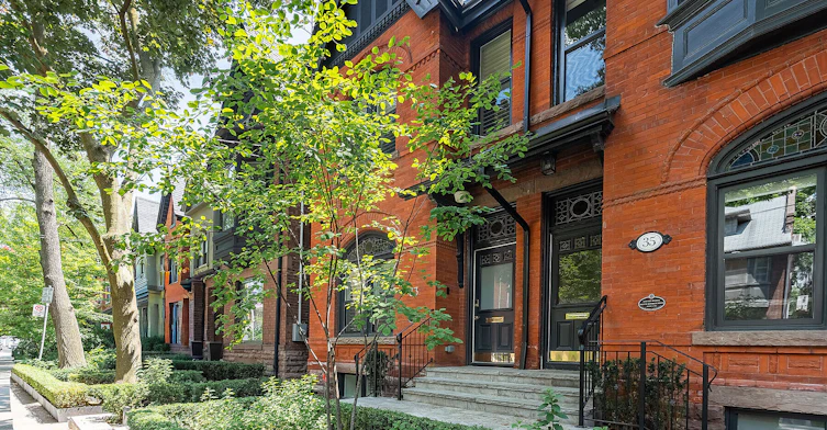 33 Tranby Avenue, Toronto, ON, M5R 1N4 - 2