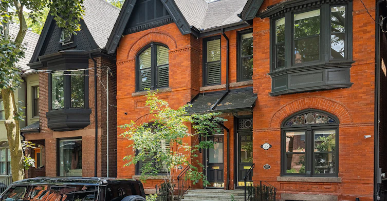 33 Tranby Avenue, Toronto, ON, M5R 1N4 - 3