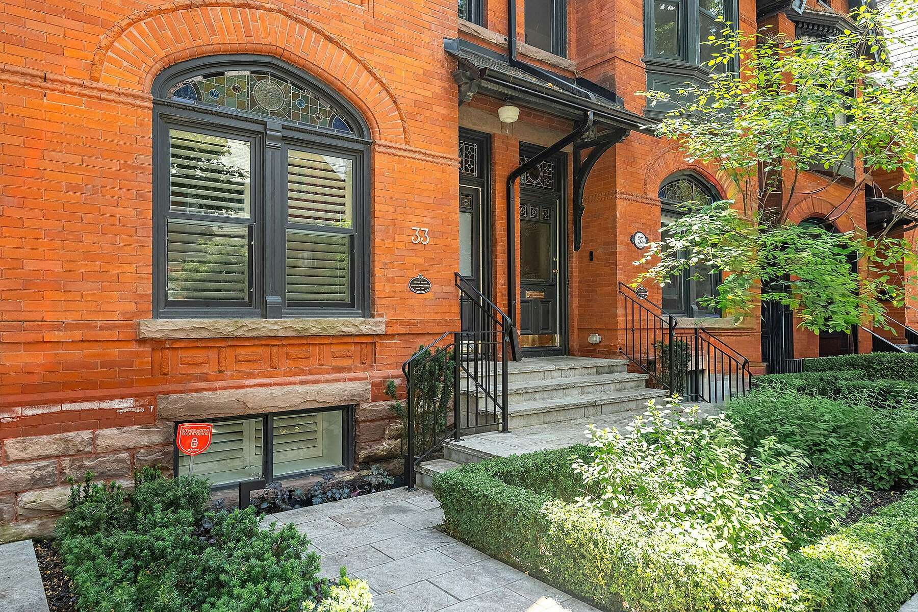 33 Tranby Avenue, Toronto, ON, M5R 1N4 - 4