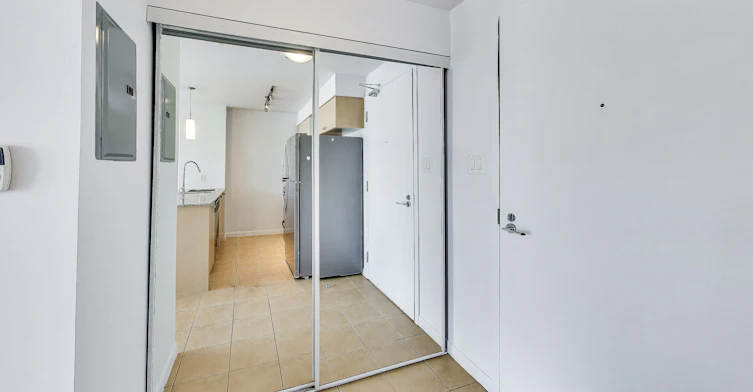 3305-37 Grosvenor Street, Toronto, ON, M4Y 3G5 - 4