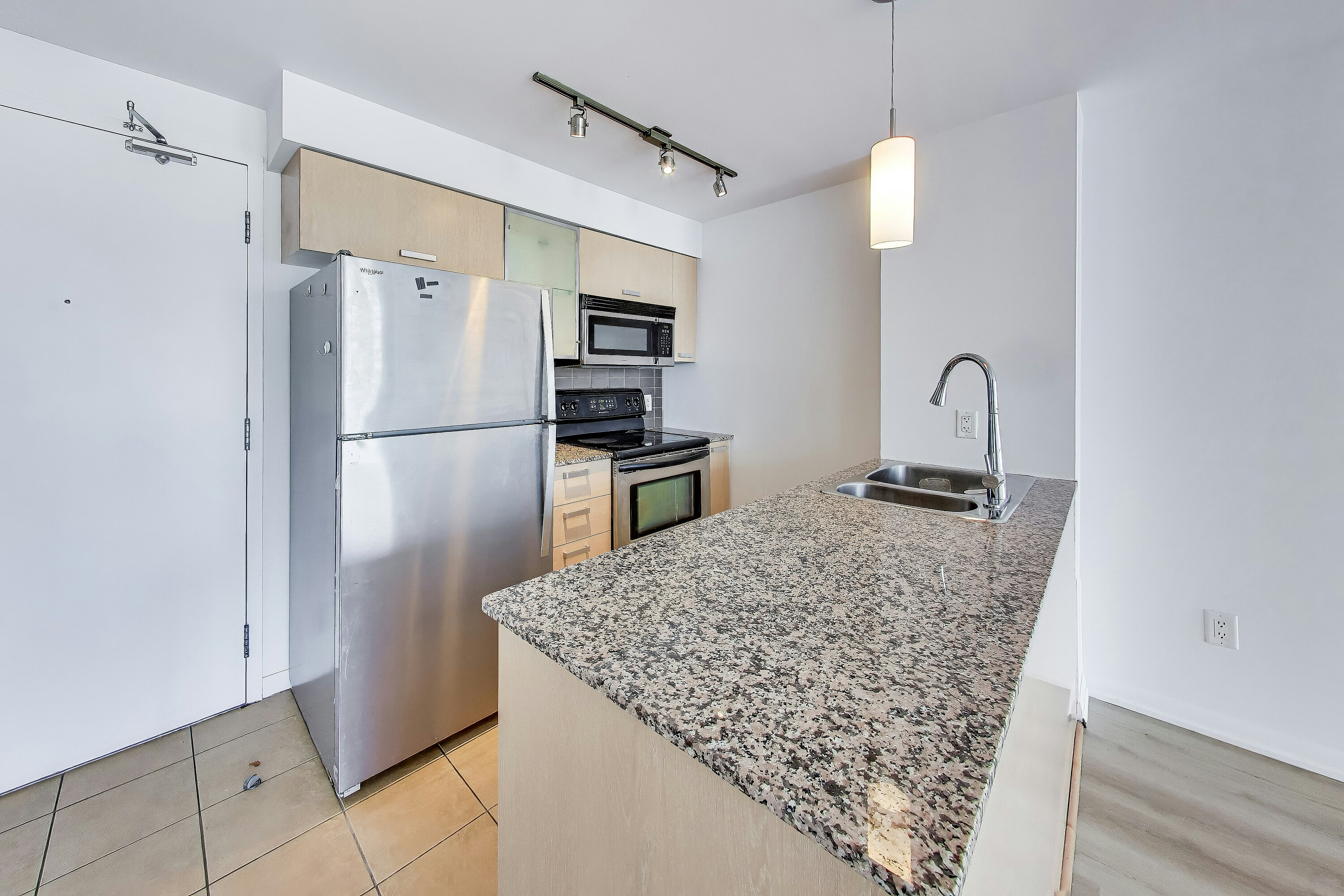 3305-37 Grosvenor Street, Toronto, ON, M4Y 3G5 - 6