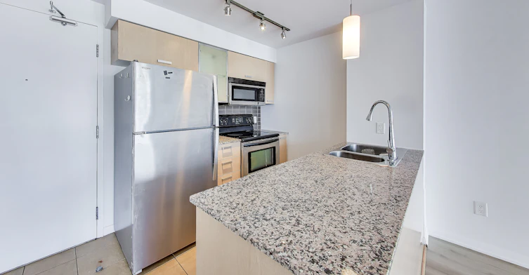 3305-37 Grosvenor Street, Toronto, ON, M4Y 3G5 - 6