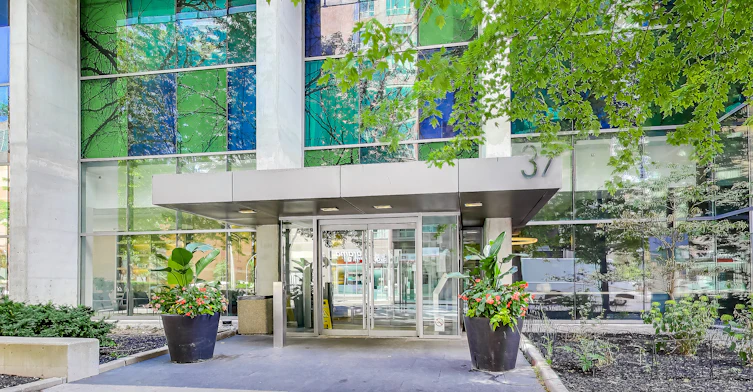 3305-37 Grosvenor Street, Toronto, ON, M4Y 3G5 - 2