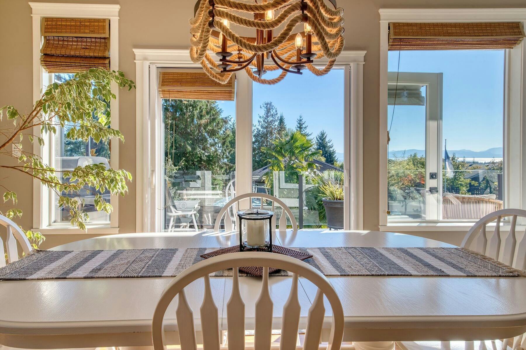6369 Jasper Road, Sechelt, BC, V7Z 0R7 - 10