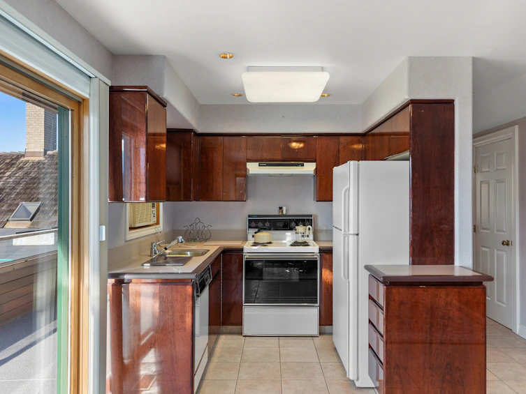 340 Berray Road, Fanny Bay, BC, V0R 1W0 - 40