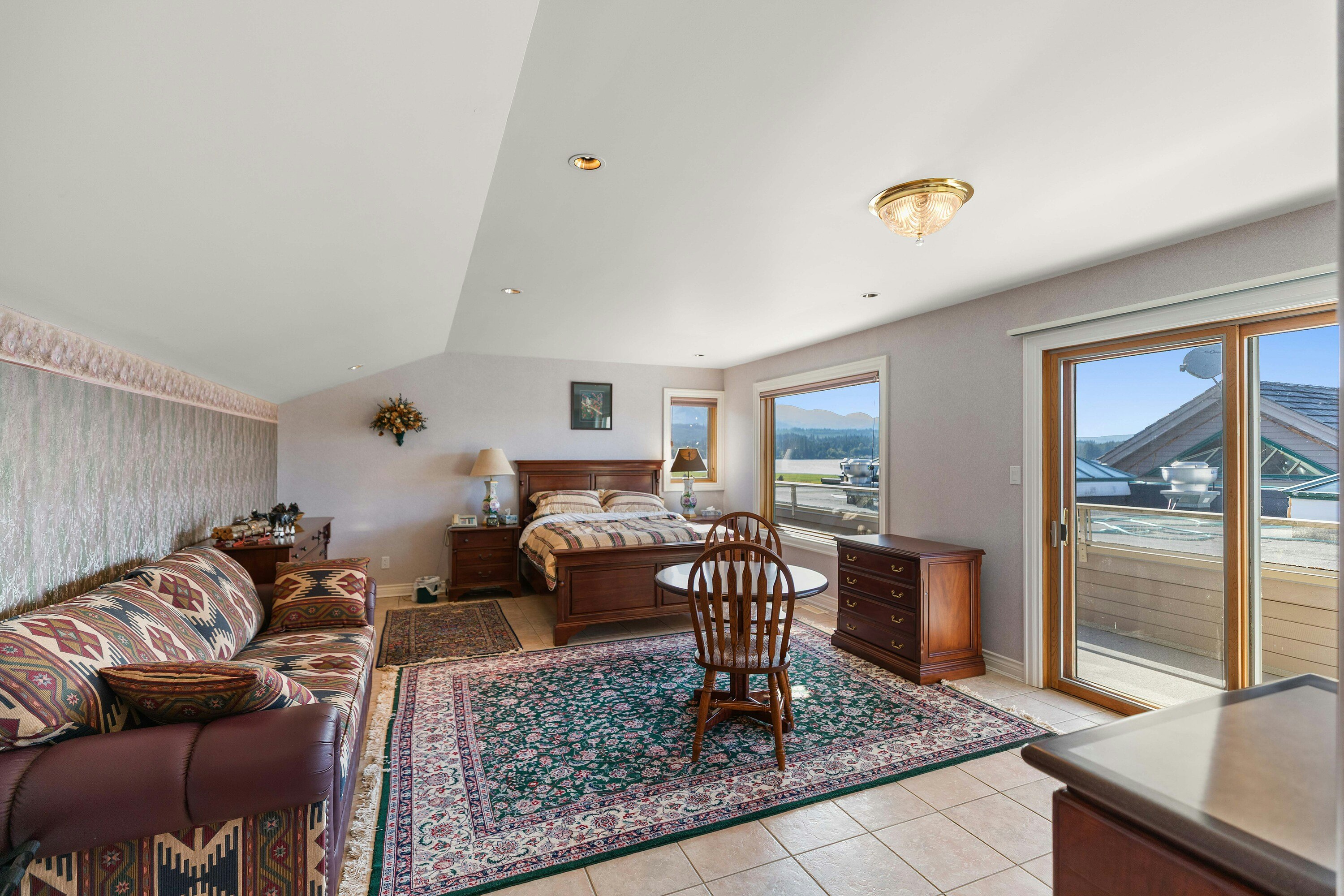 340 Berray Road, Fanny Bay, BC, V0R 1W0 - 39