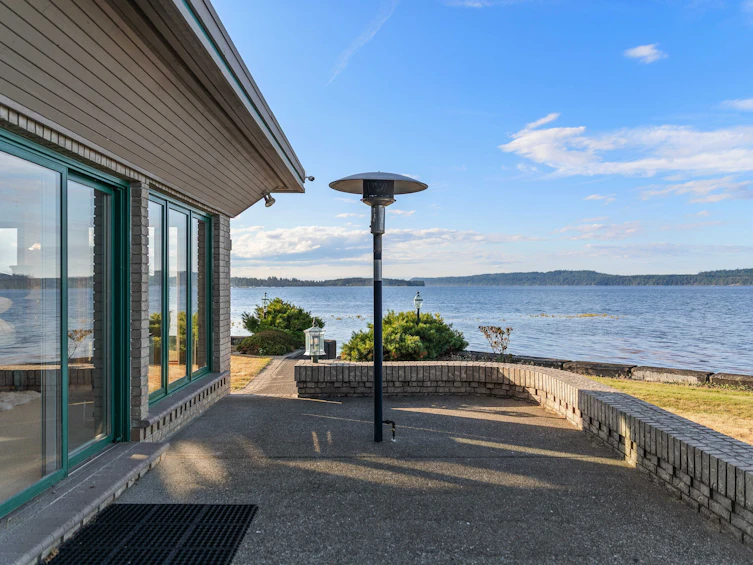 340 Berray Road, Fanny Bay, BC, V0R 1W0 - 38