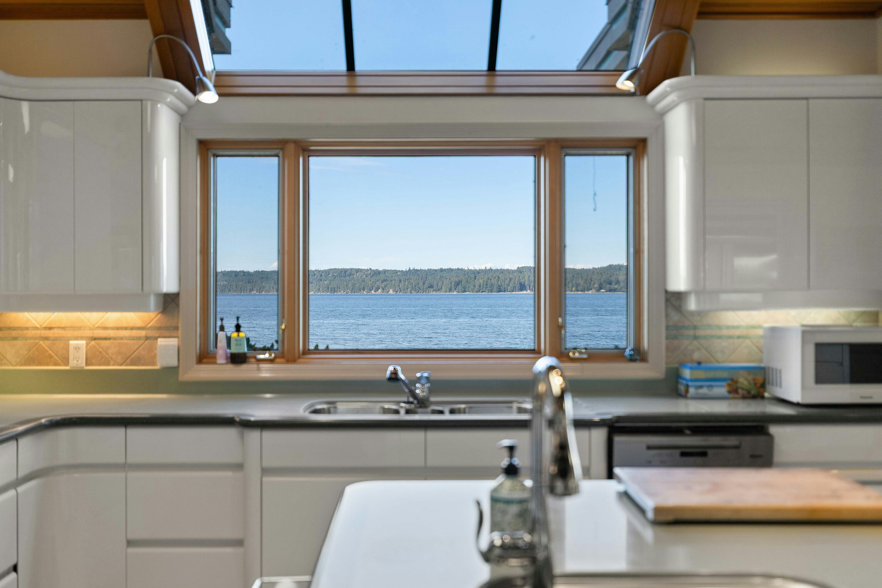 340 Berray Road, Fanny Bay, BC, V0R 1W0 - 20