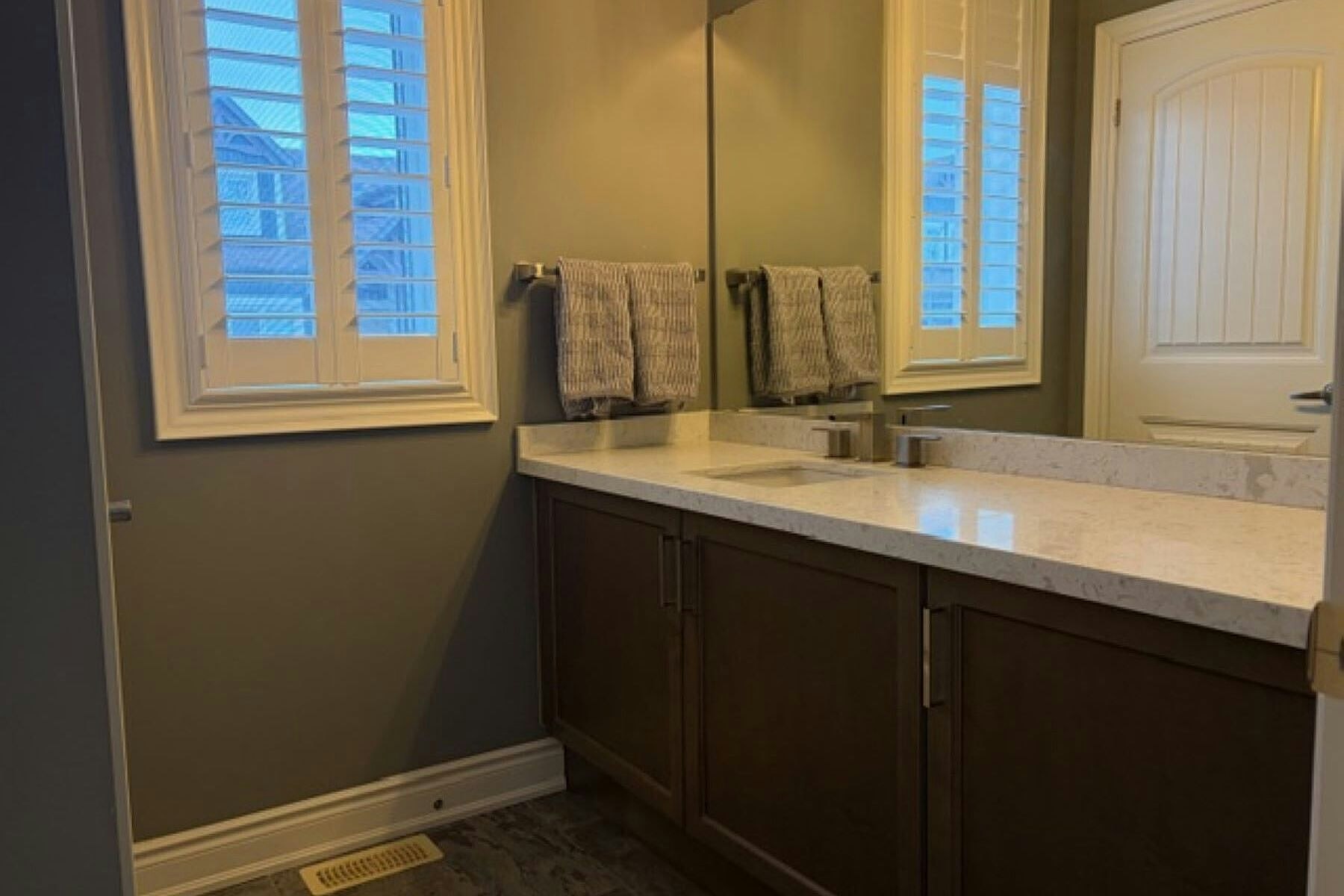 43 Carpenter Street, Collingwood, ON, L9Y 0Z5 - 14