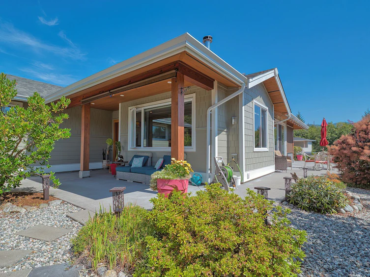 9326 Jorgensen Place, Halfmoon Bay, BC, V7Z 1B4 - 4