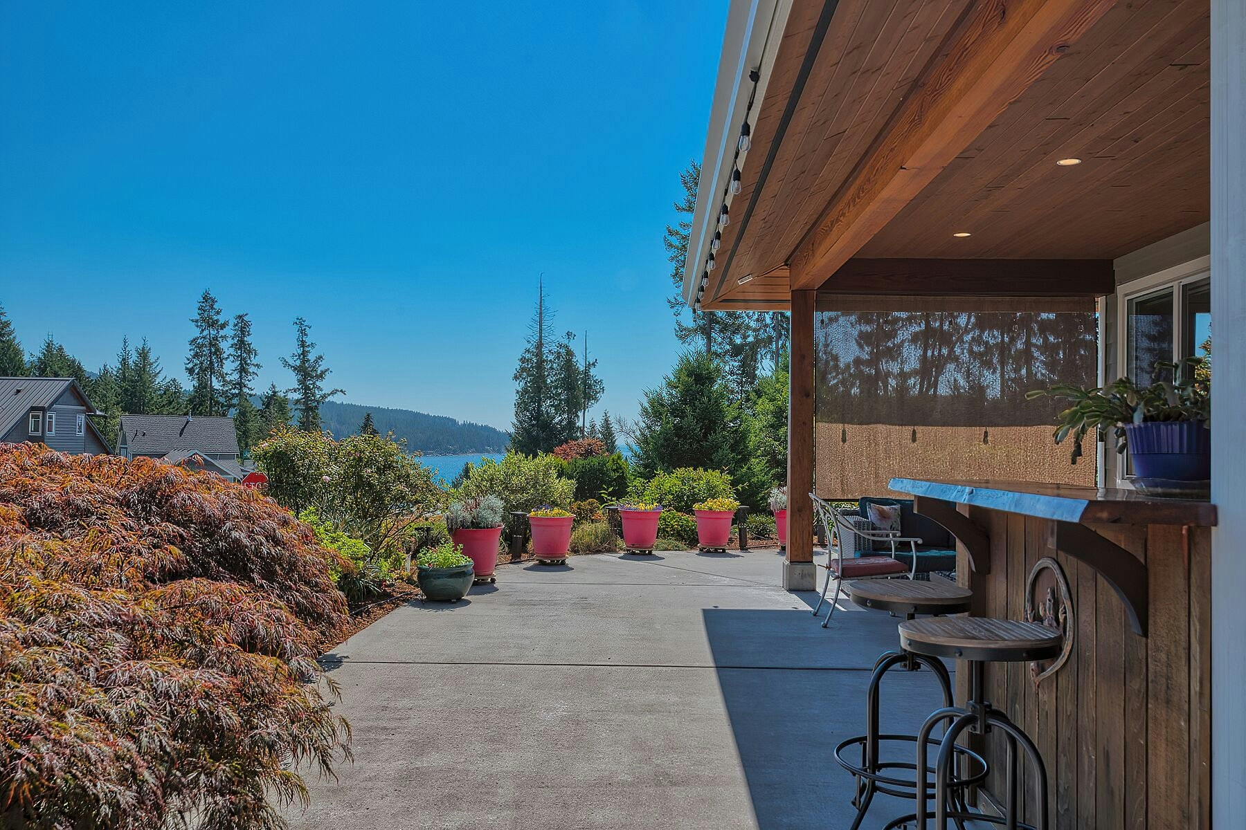 9326 Jorgensen Place, Halfmoon Bay, BC, V7Z 1B4