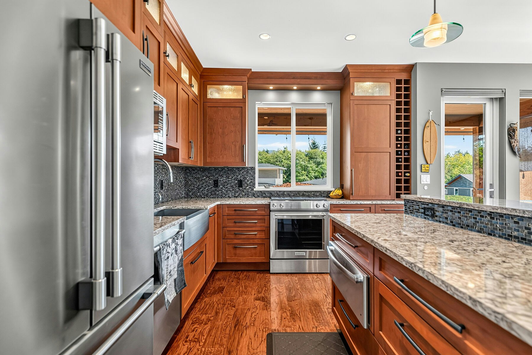 9326 Jorgensen Place, Halfmoon Bay, BC, V7Z 1B4 - 13
