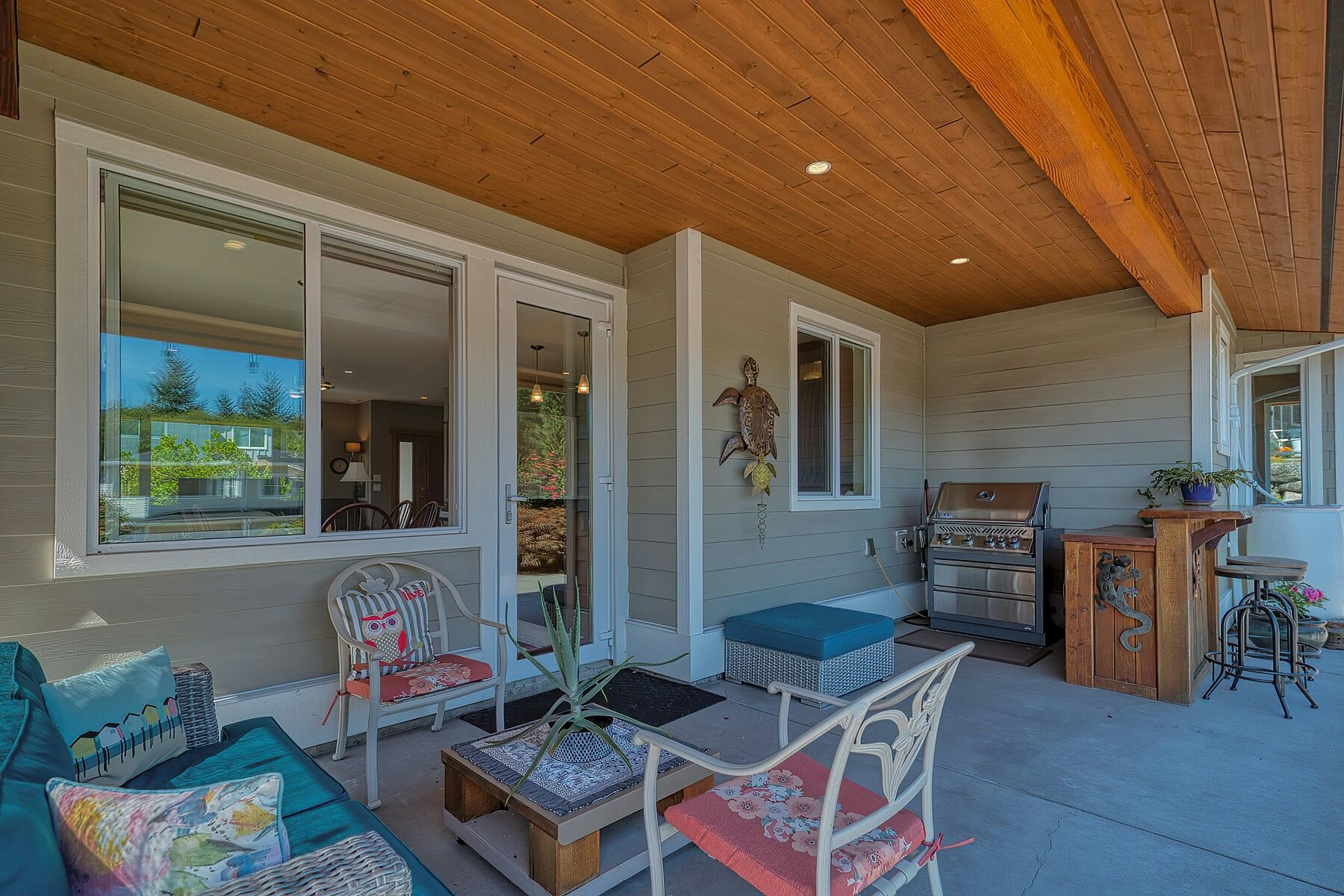 9326 Jorgensen Place, Halfmoon Bay, BC, V7Z 1B4 - 14