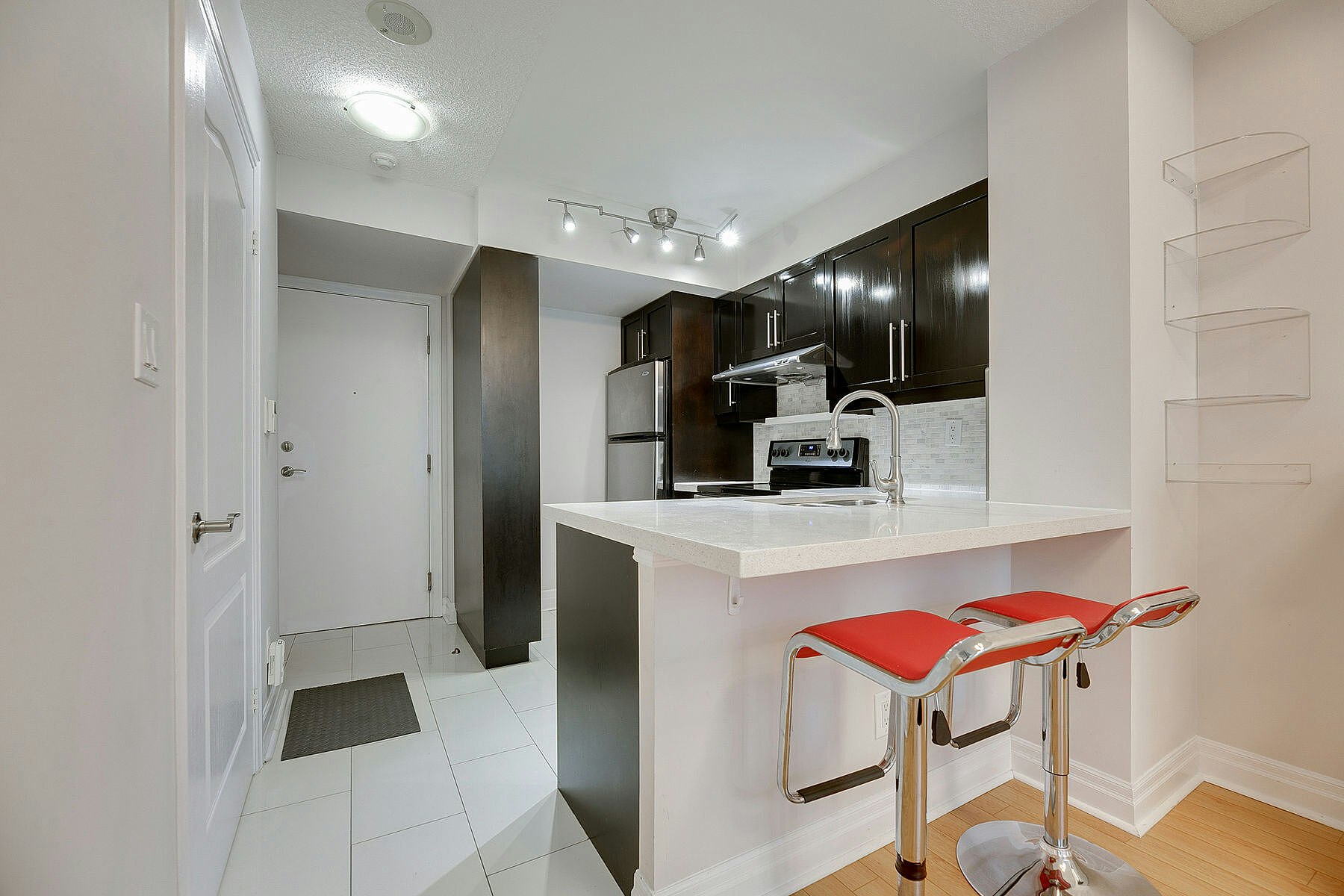 214-188 Doris Avenue, Toronto, ON, M2N 6Z5 - 3