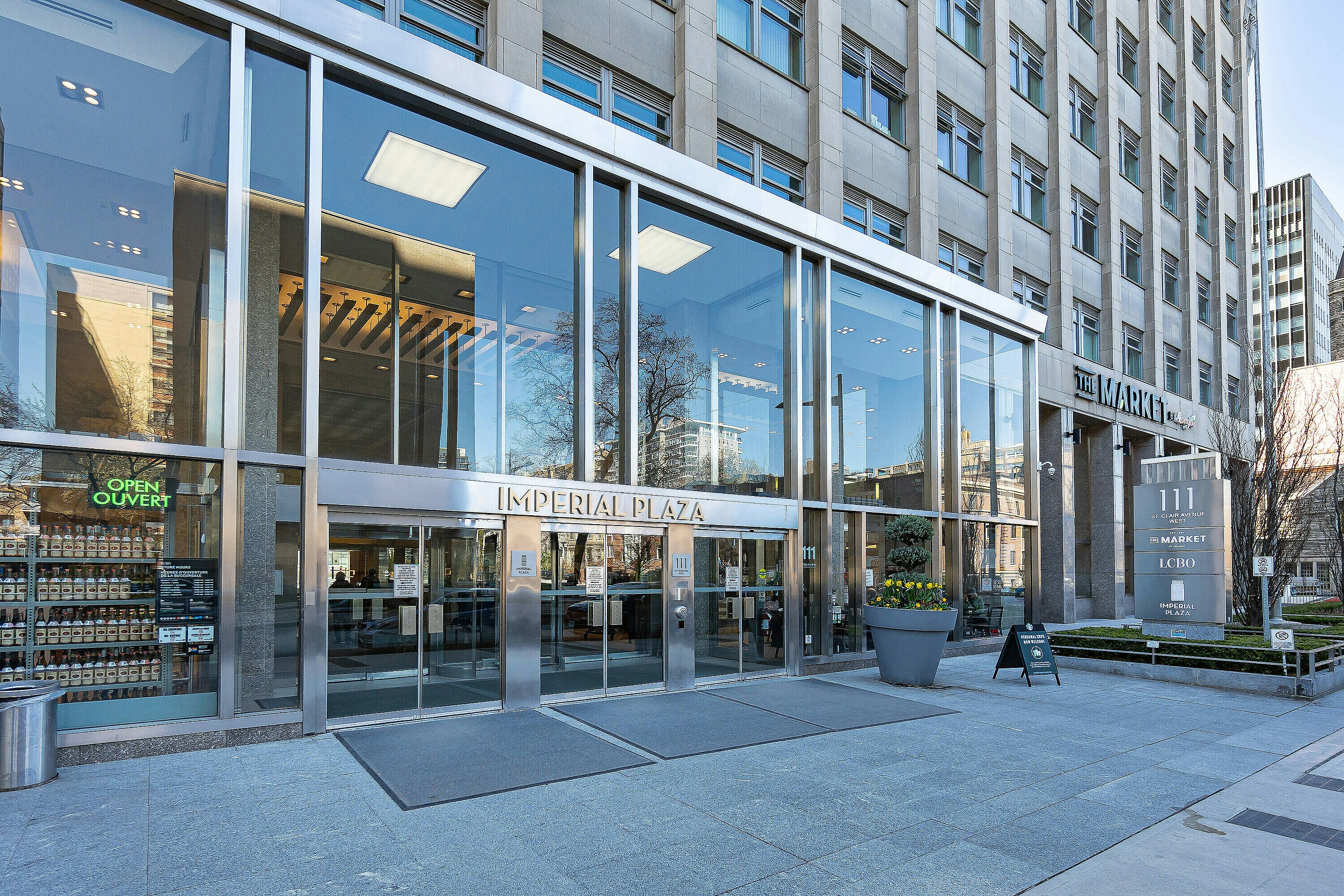 406-111 St Clair Avenue W, Toronto, ON, M4V 1N5