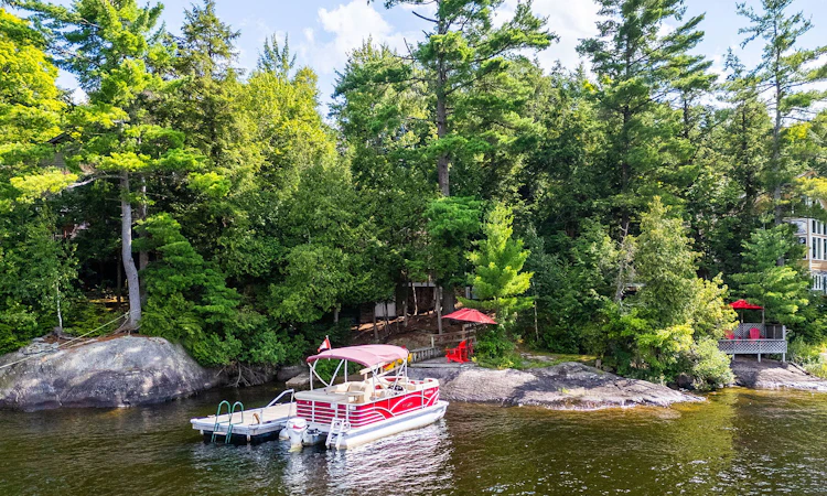 1061 Hurling Point Road