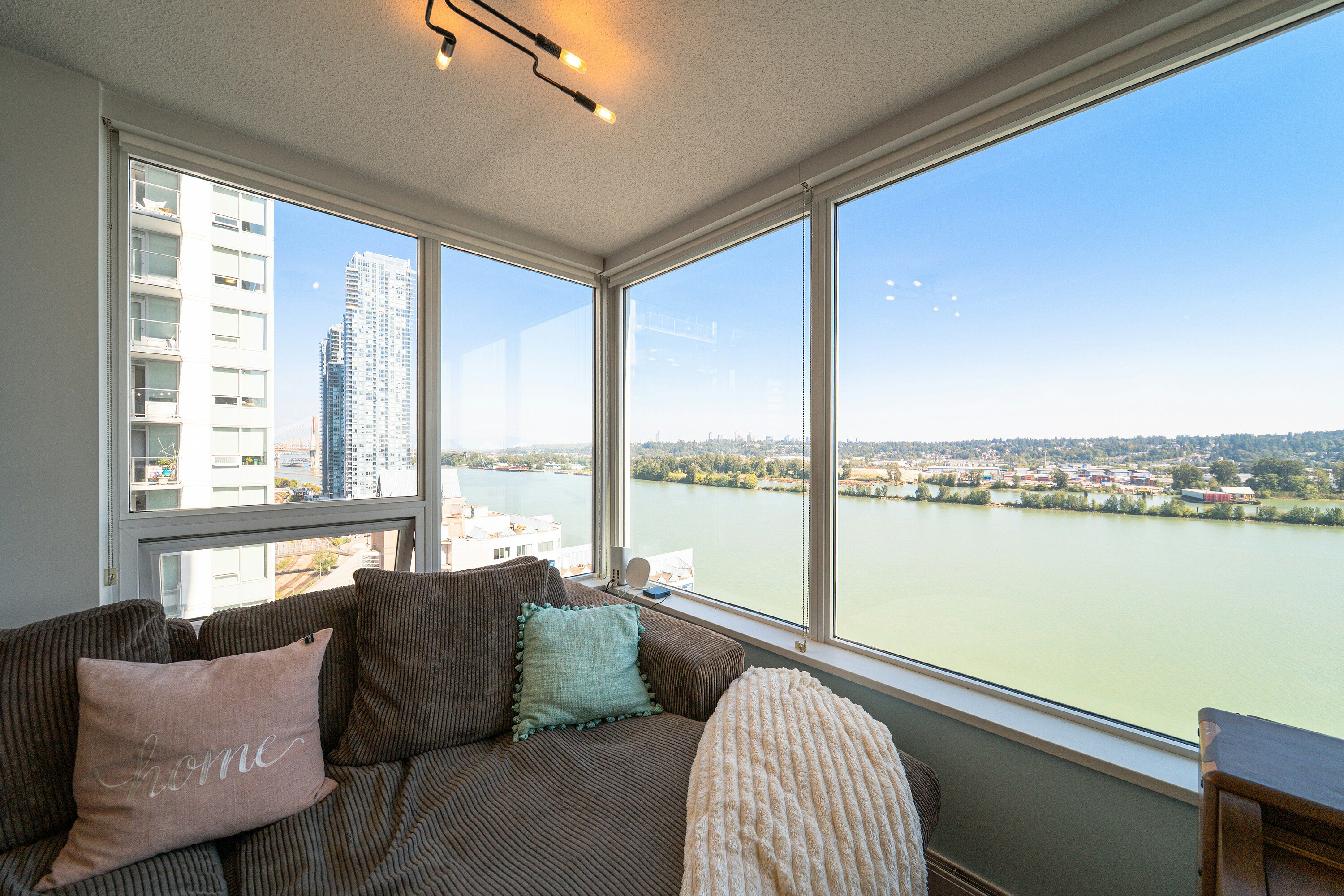 1709-988 Quayside Drive, New Westminster, BC, V3M 0L5 - 13