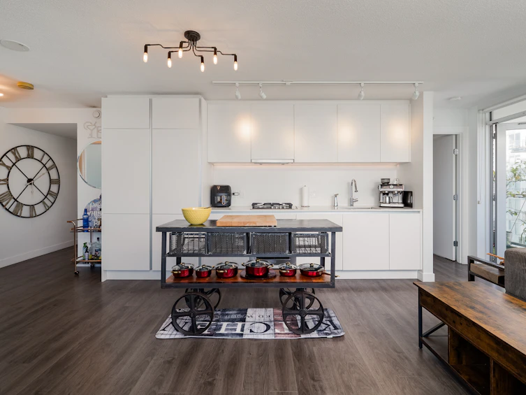 1709-988 Quayside Drive, New Westminster, BC, V3M 0L5 - 7