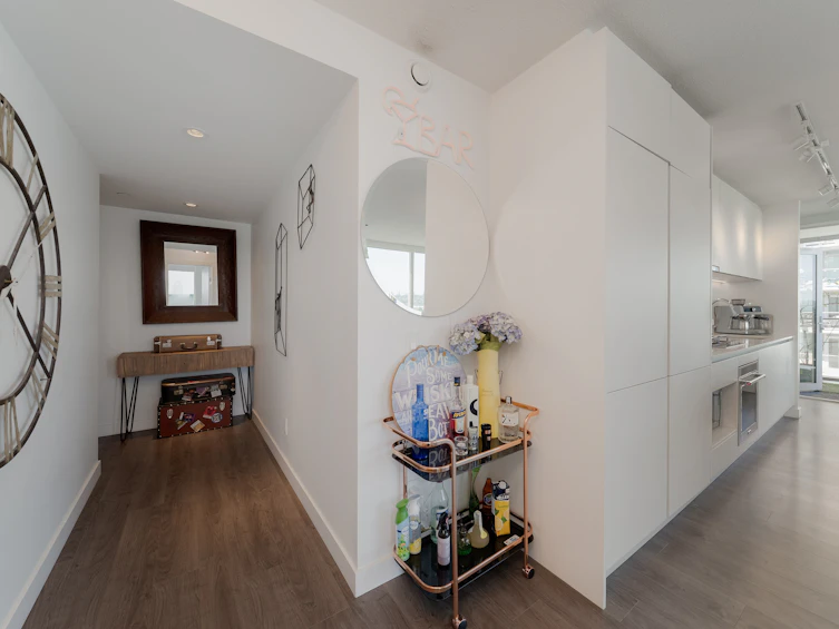 1709-988 Quayside Drive, New Westminster, BC, V3M 0L5 - 17