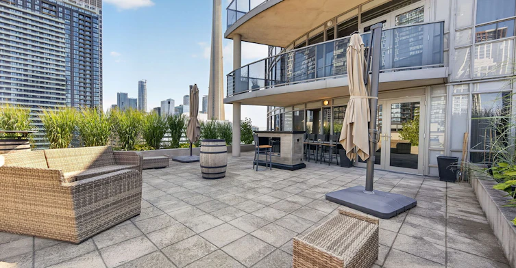 2301-20 Blue Jays Way, Toronto, ON, M5V 3W6 - 9