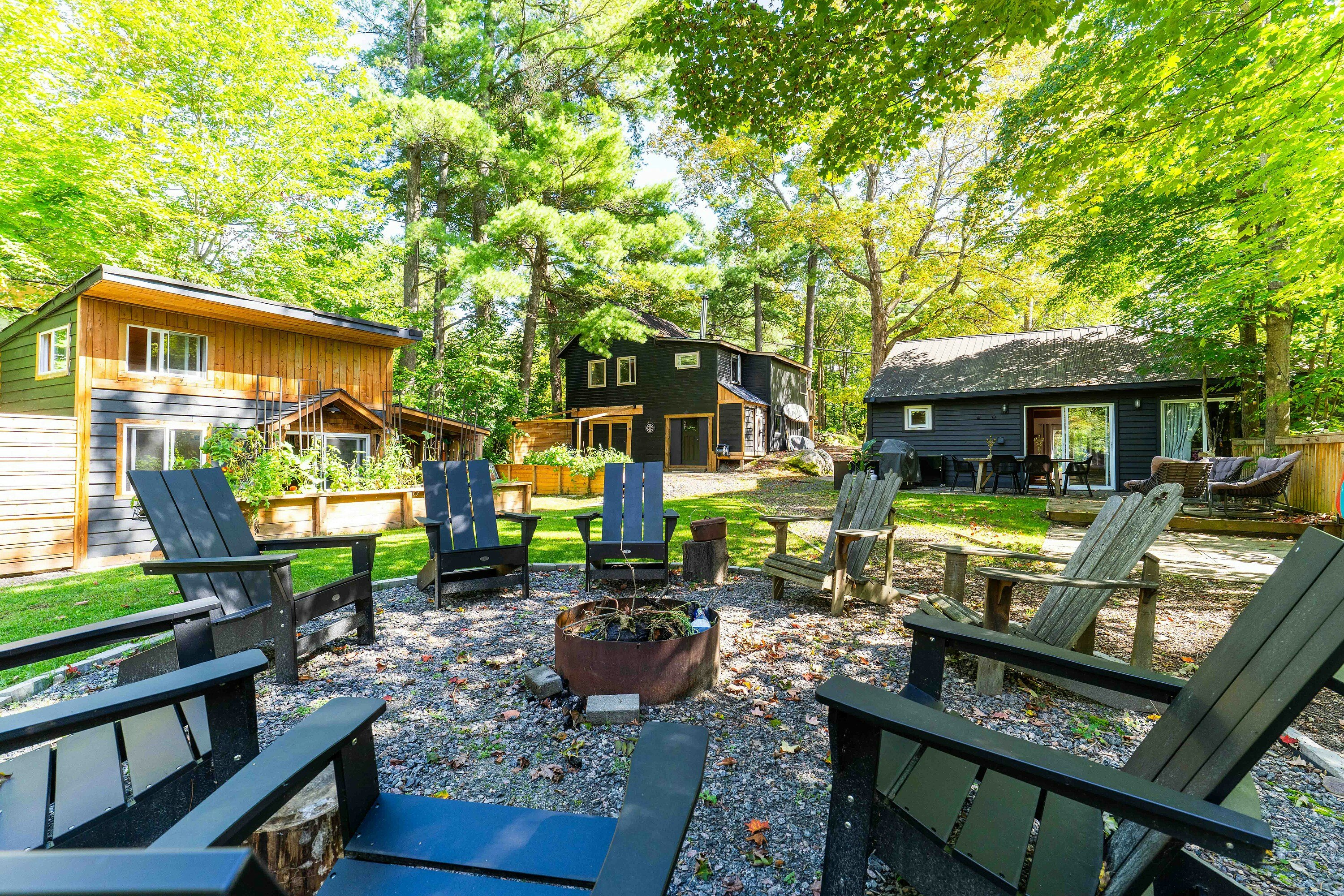 1209 Kahshe Lake Road North, Gravenhurst, ON, P0E 1G0
