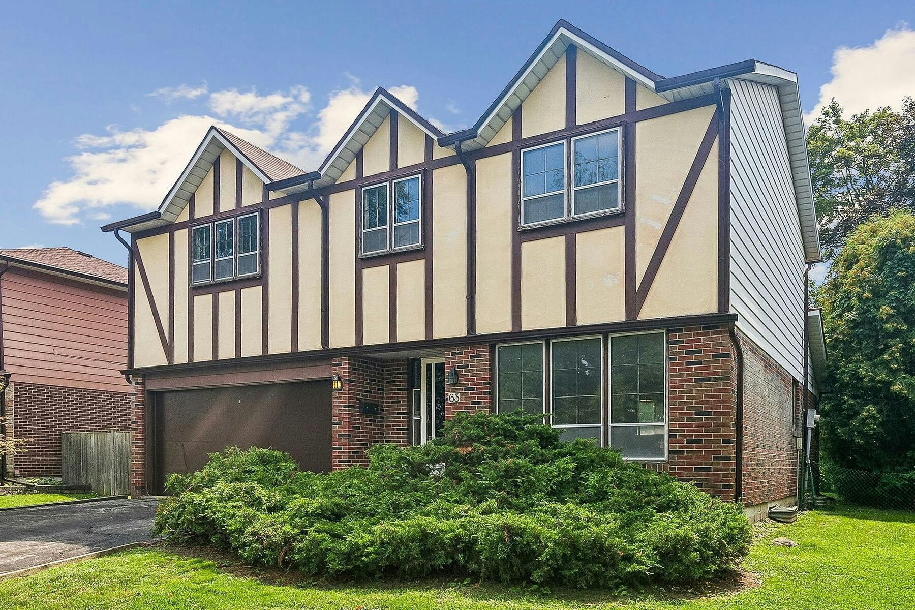 63 Cobblestone Drive, Toronto, ON, M2J 2X6