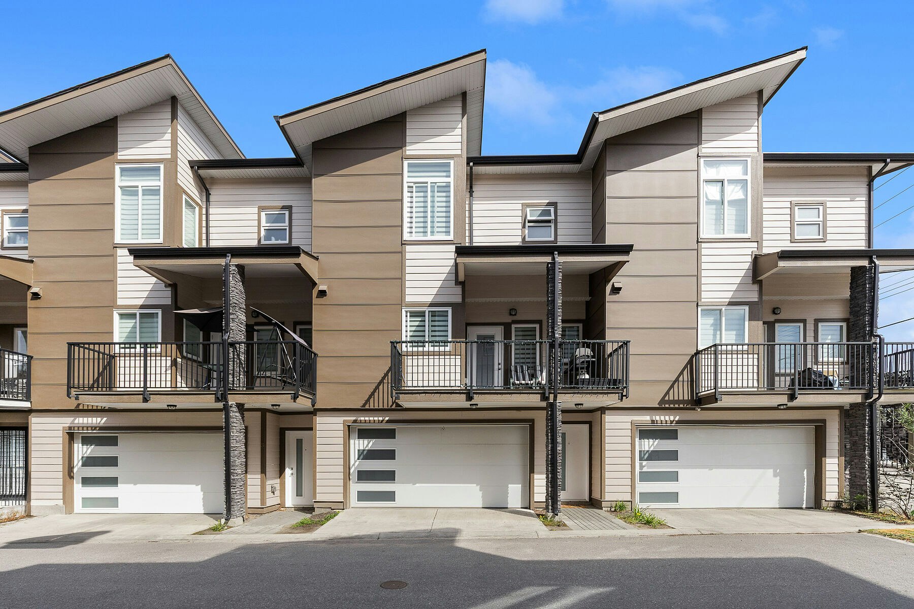 2-1354 N Rutland Road, Kelowna, BC, V1X 4Z3