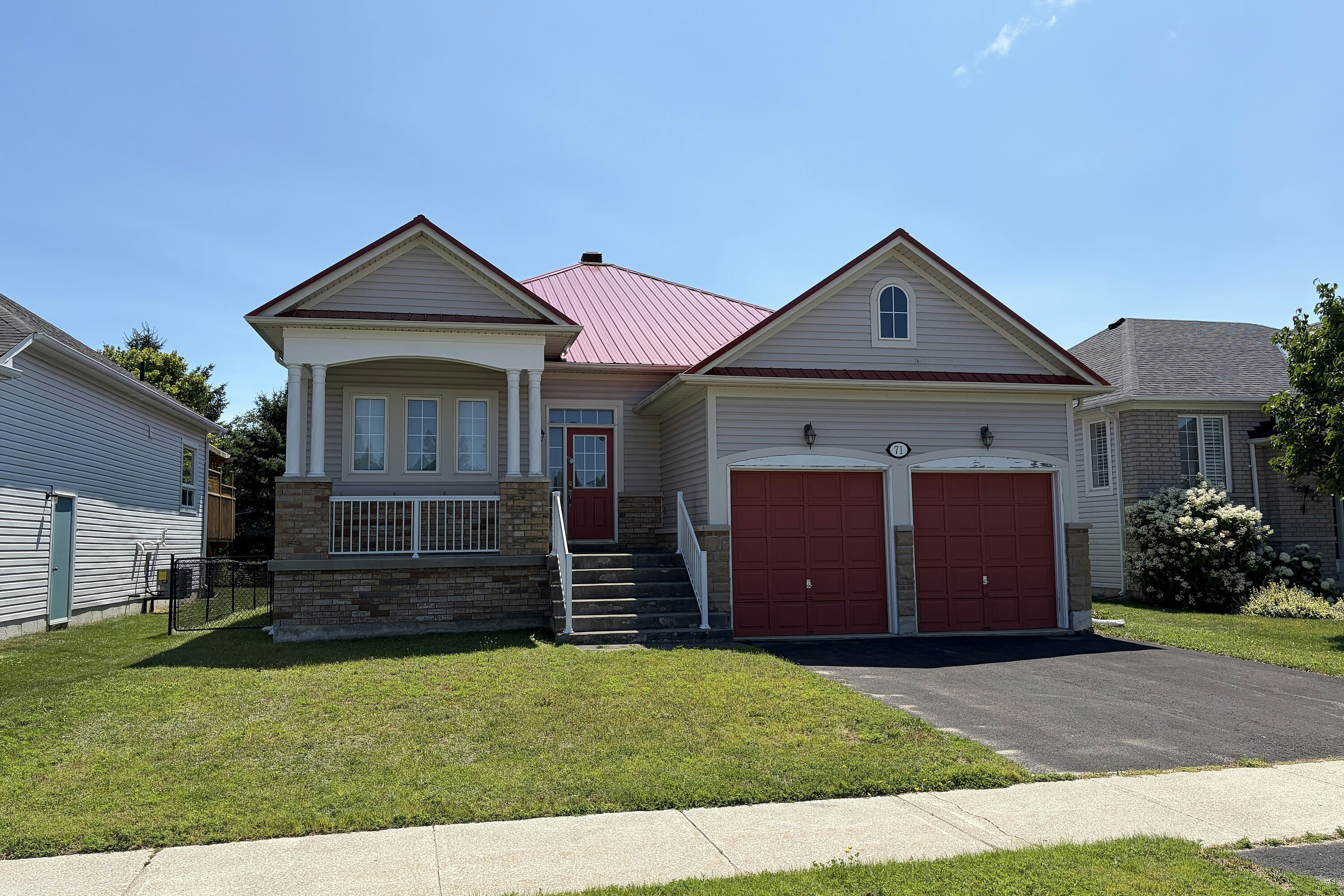 71 Meadowlark Boulevard, Wasaga Beach, ON, L9Z 3B3