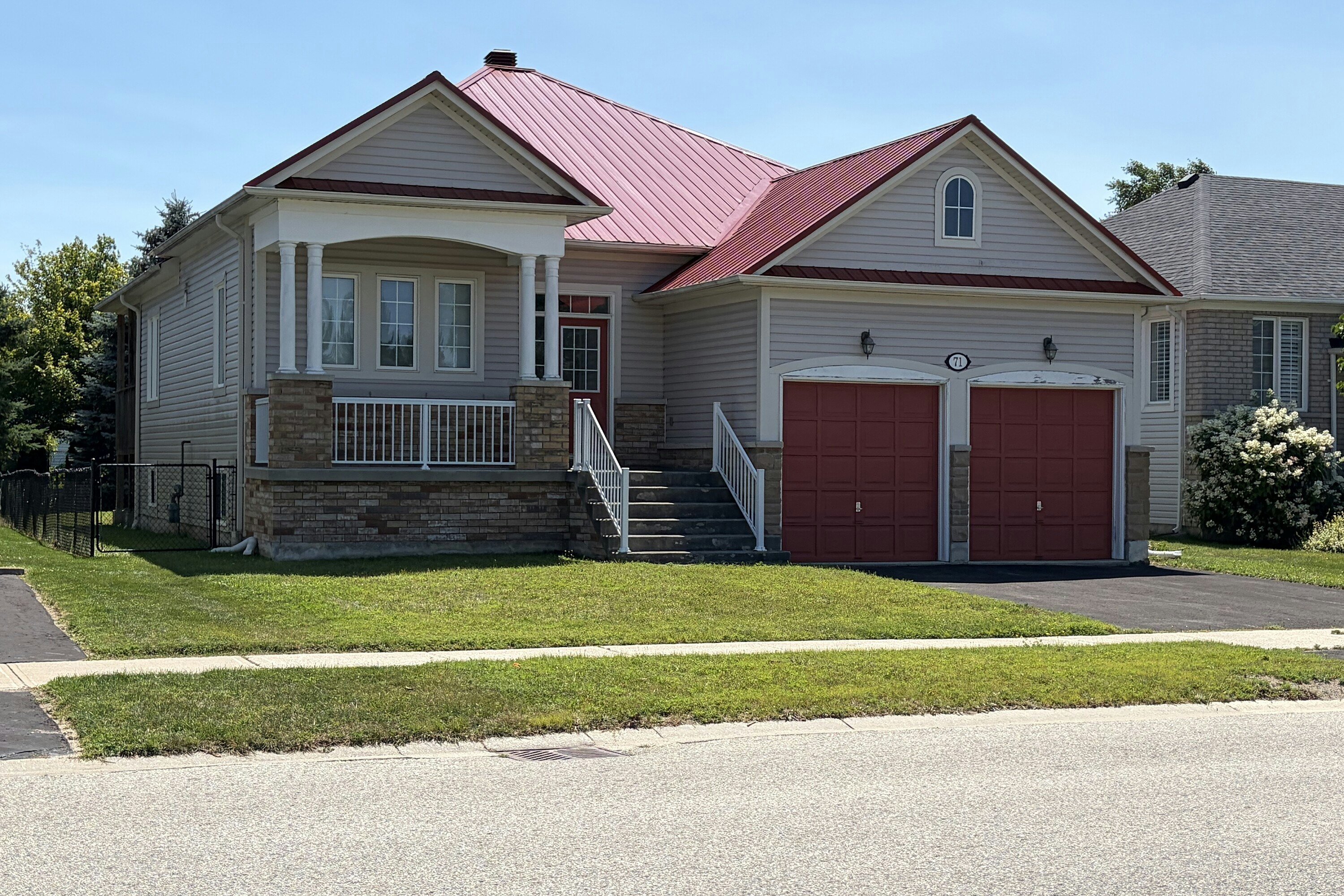 71 Meadowlark Boulevard, Wasaga Beach, ON, L9Z 3B3 - 2