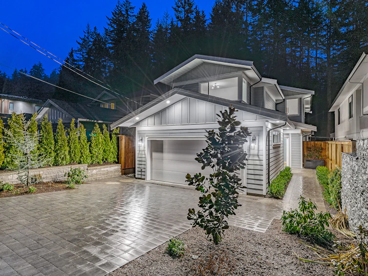 23C Glenmore Drive, West Vancouver, BC, V7S 1A5 - 2