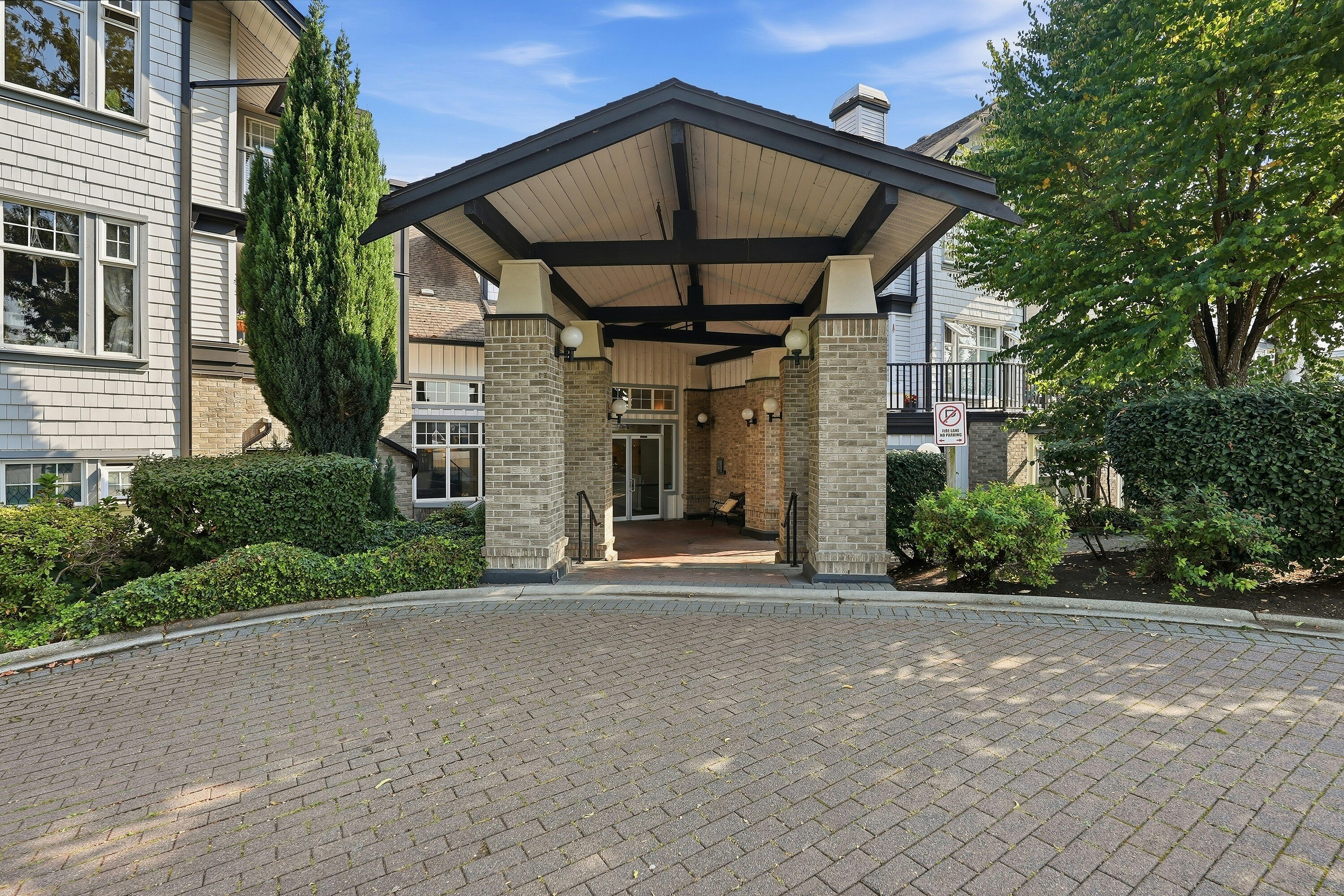 317-83 Star Crescent, New Westminster, BC, V3M 6X8 - 2