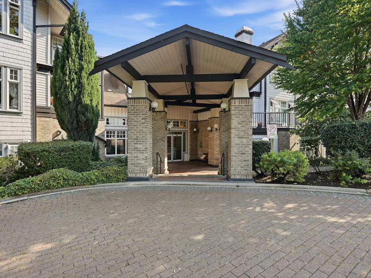 317-83 Star Crescent, New Westminster, BC, V3M 6X8 - 2