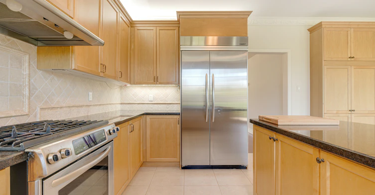 186 Weaver Court, Vaughan, ON, L0J 1C0 - 4