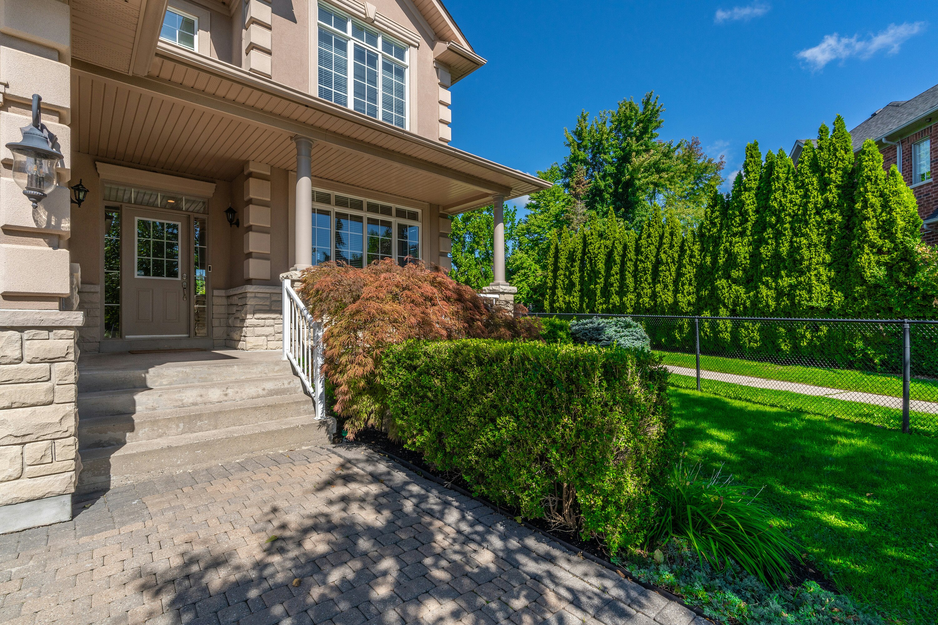 186 Weaver Court, Vaughan, ON, L0J 1C0 - 2