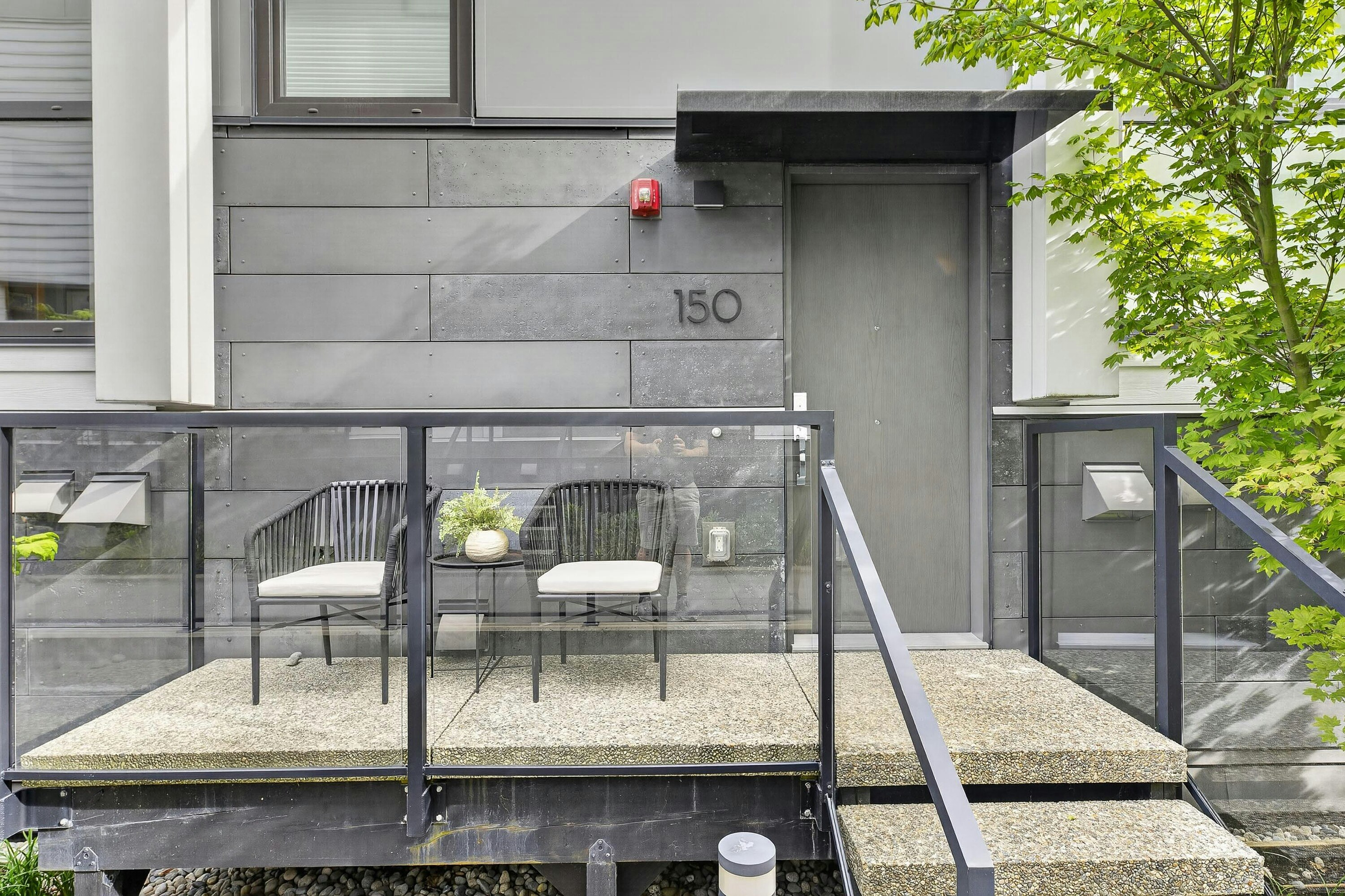 150 W Woodstock Avenue, Vancouver, BC, V5Y 0N1 - 3