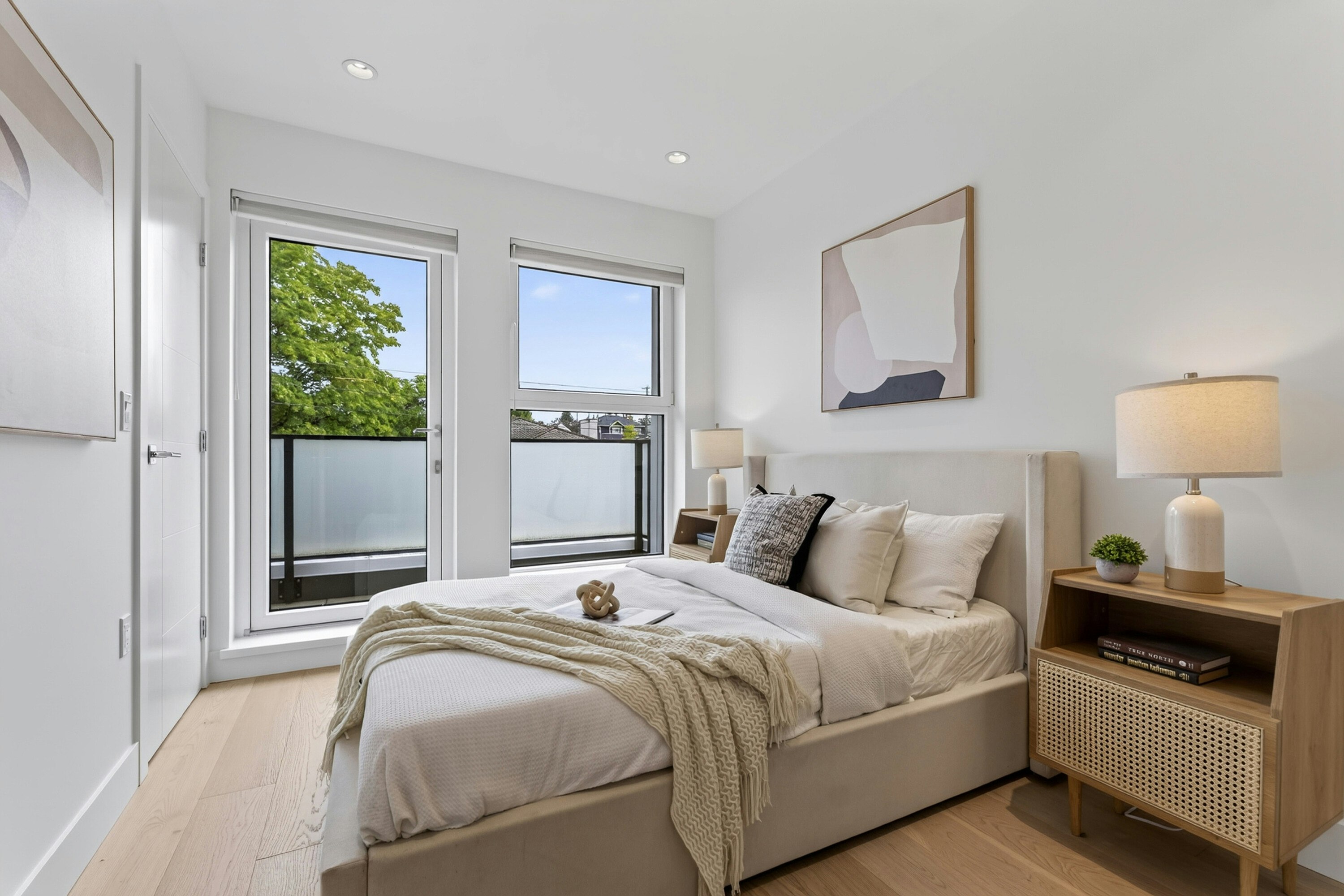 150 W Woodstock Avenue, Vancouver, BC, V5Y 0N1 - 16