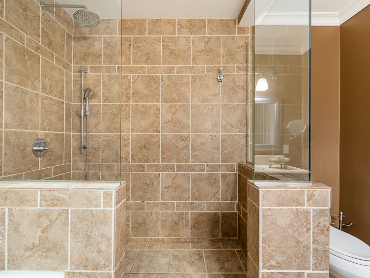 4740 Rutland Road, West Vancouver, BC, V7W 1G7 - 12