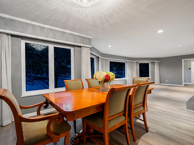 4740 Rutland Road, West Vancouver, BC, V7W 1G7 - 8