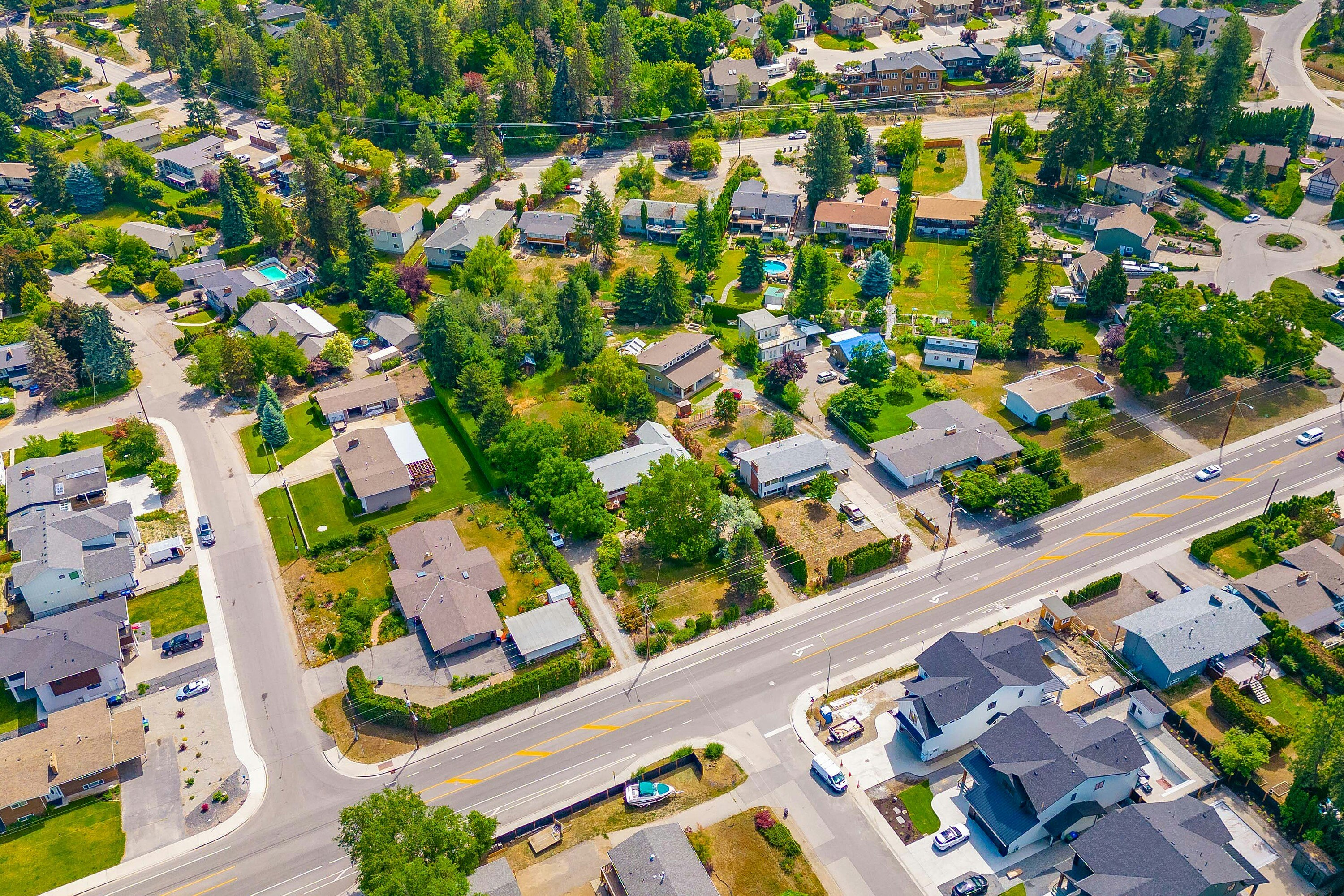 4373 Gordon Drive, Kelowna, BC, V1W 1S7