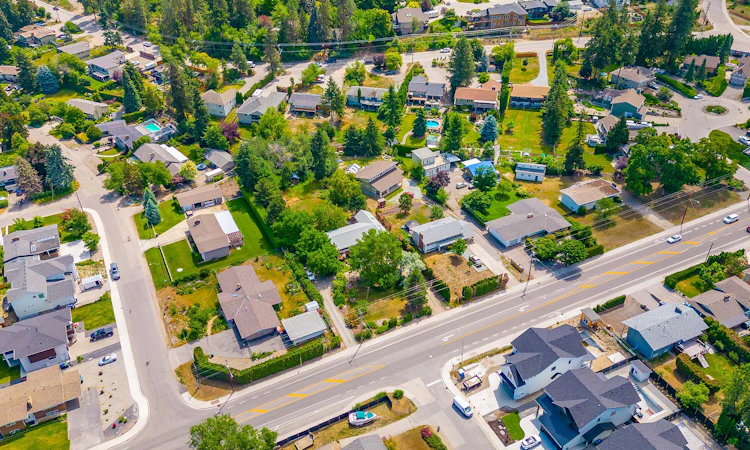 4373 Gordon Drive