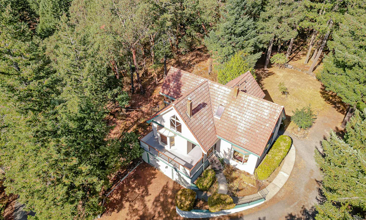 620 Tammy Place
