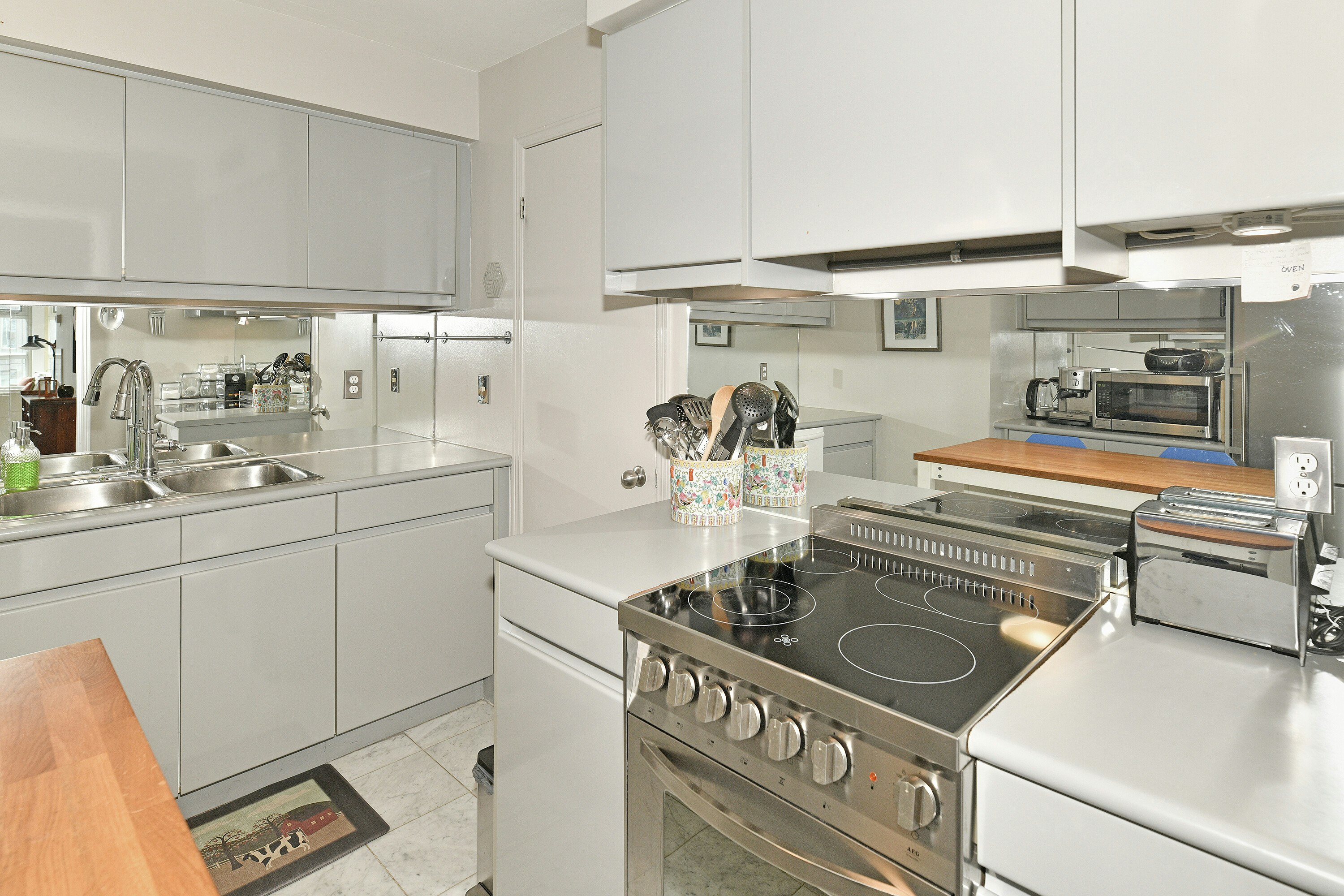 1802-50 Lombard Street, Toronto, ON, M5C 2X4 - 11