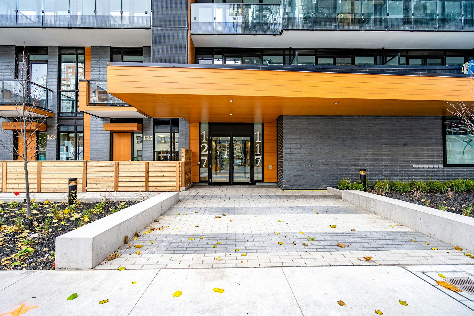 407-117 Broadway Avenue, Toronto, ON, M4P 1V3 - 2
