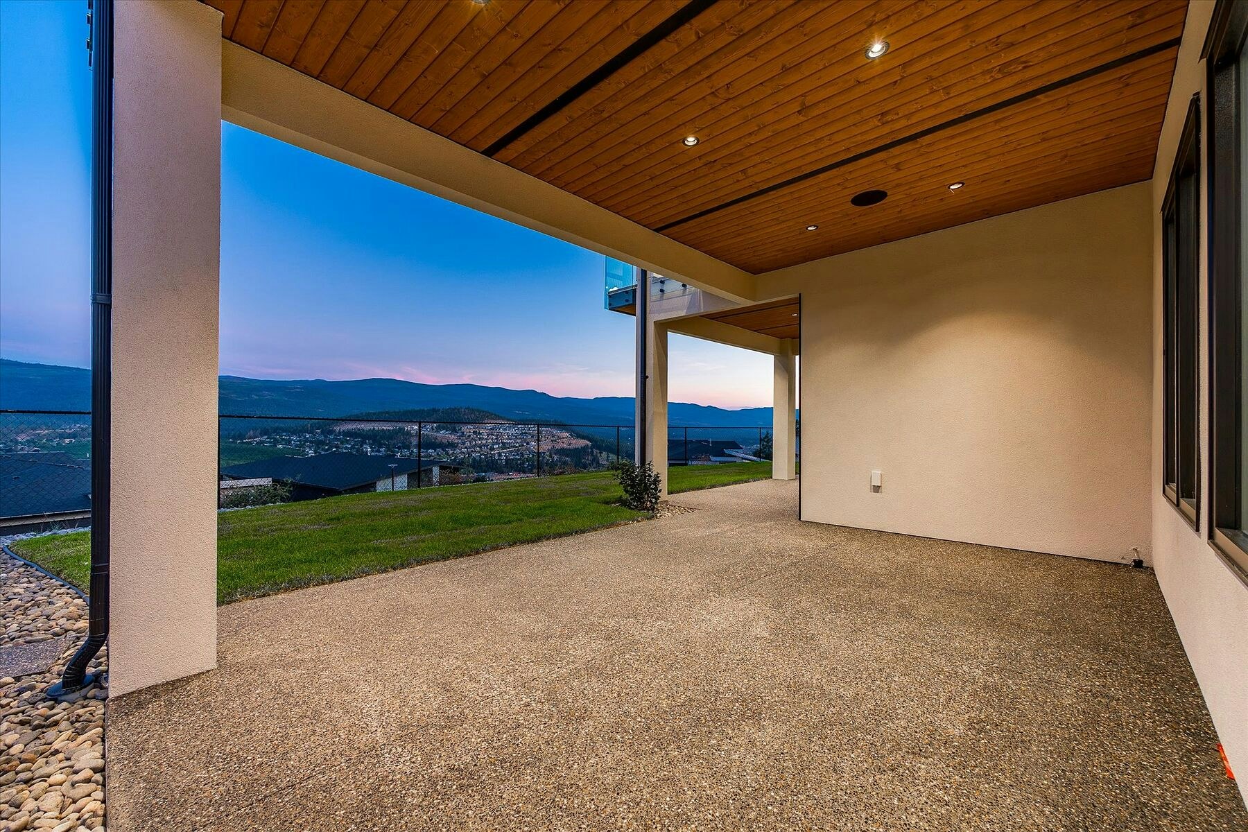 1082 Carnoustie Drive, Kelowna, BC, V1P 0A3 - 47