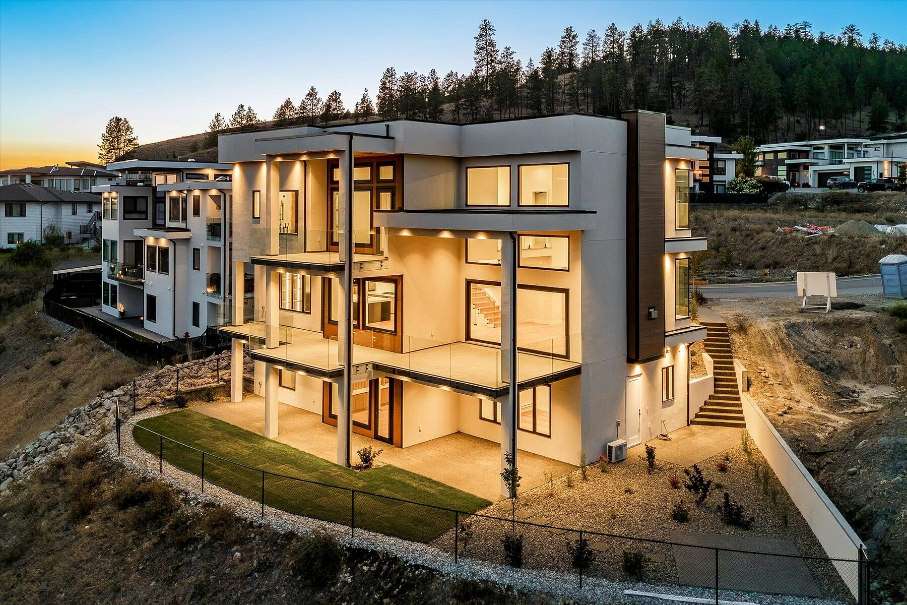 1082 Carnoustie Drive - 2