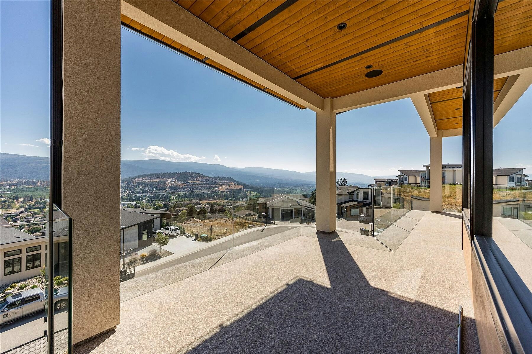 1082 Carnoustie Drive, Kelowna, BC, V1P 0A3 - 9