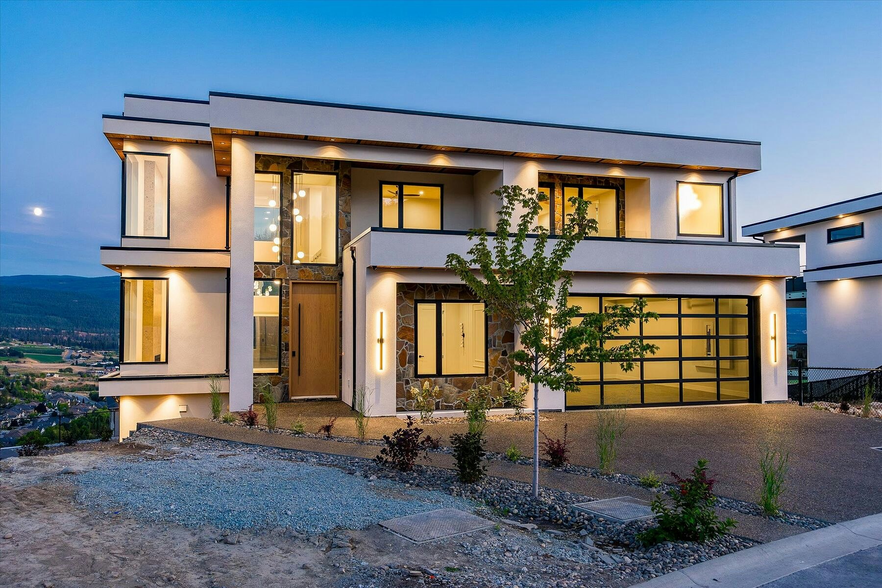 1082 Carnoustie Drive, Kelowna, BC, V1P 0A3