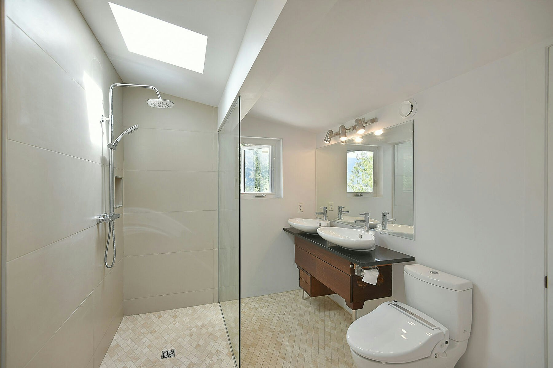6400 Crowston Road, Sechelt, BC, V7Z 0L1 - 40