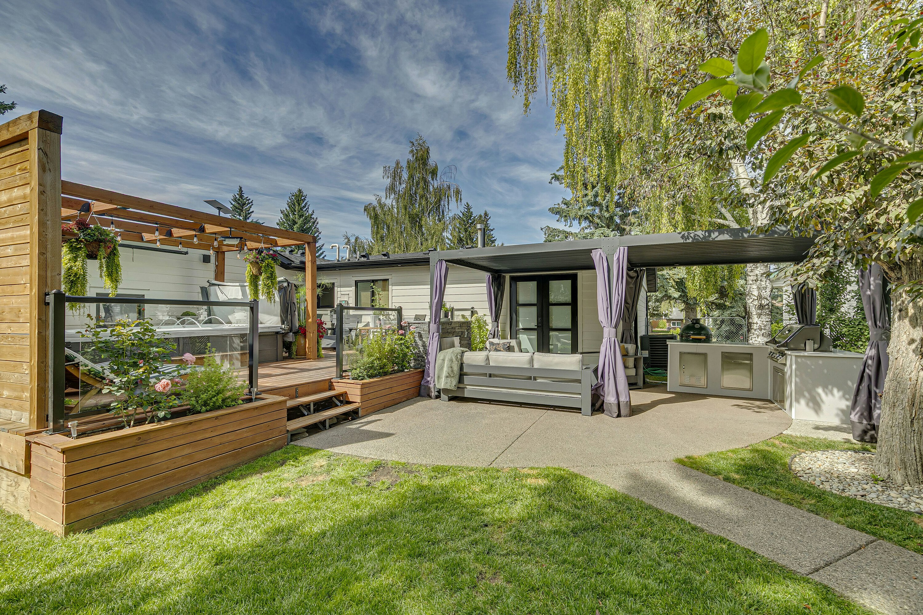 320 Braniff Place SW, Calgary, AB, T2W 1R7