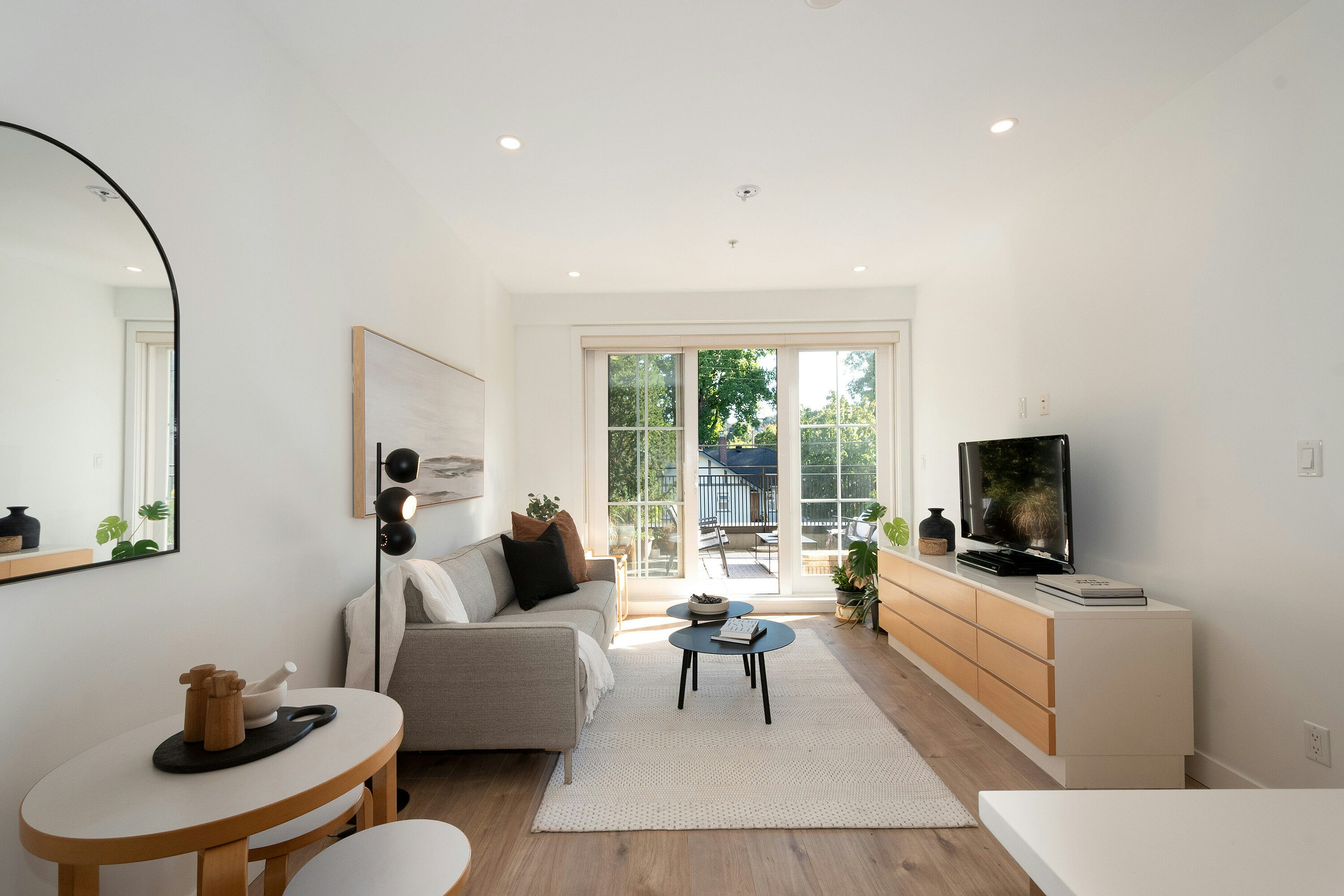 203-2528 Collingwood Street, Vancouver, BC, V6R 0C1